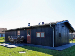 6 person holiday home in L kken